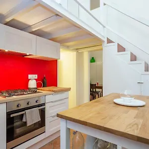 https://flat-in-isola-de-castillia-22.it-lombardy.com